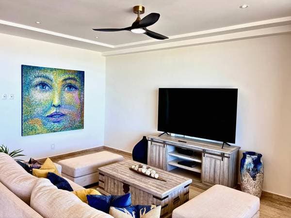 😍🌊 Stylish 2BR Penthouse for Rent - Image 2