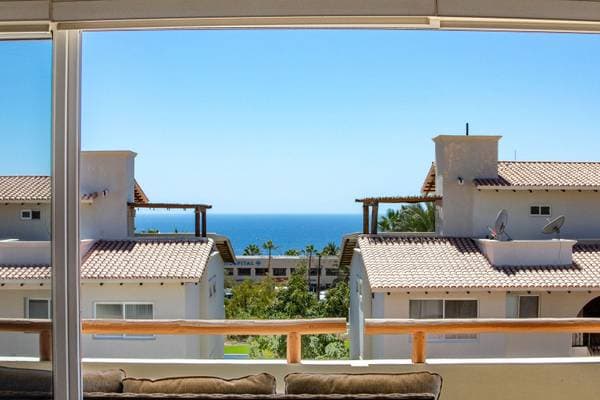 🔥 Turnkey 2BR Oceanview Condo in Cabo San Lucas 🌊
