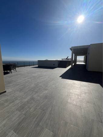 Amazing Brand New Condo For Rent 馃彙 - Image 3