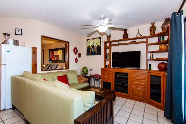 Golf, Beach Condo Long Term Rental, Available April 2026, Ground Floor - Image 5