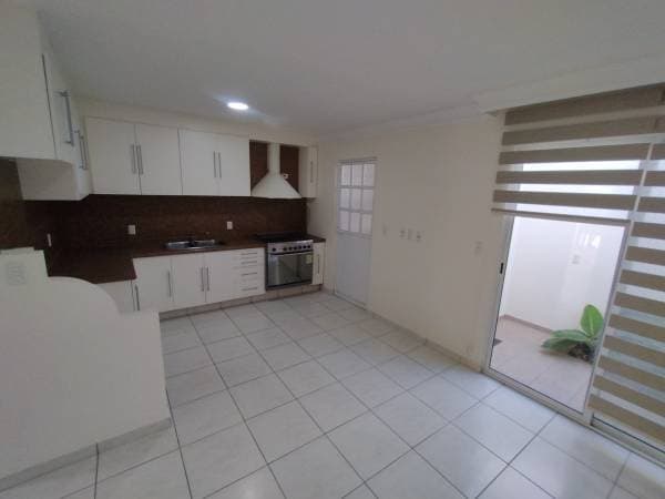 Well located home in Real del Valle. Coto 8. - Image 5