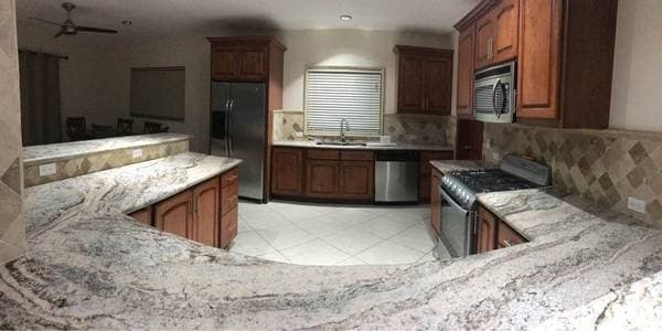 House, 2 bedrooms, 2 1/2 Bathrooms - Furnished - Image 5