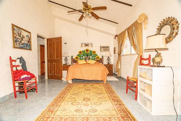 House #90 Oasis - Image 4