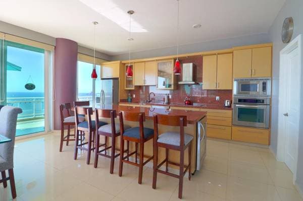 Penthouse For Sale In Paradise Bay Grand - Image 2