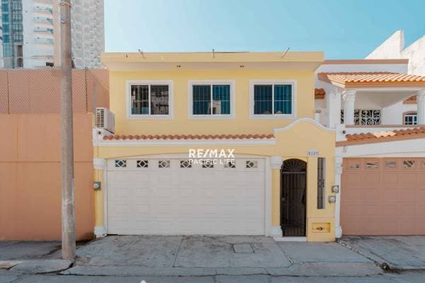 Duplex House For Sale In Sabalo Country