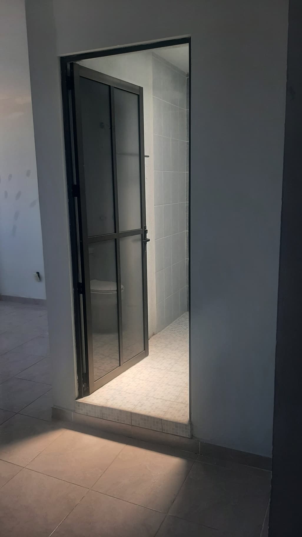 ¡Impulsa tu negocio en una ubicación estratégica en Querétaro! - Image 4