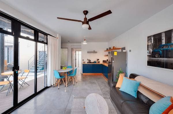 One bedroom Ground level apartment with patio >february 1st