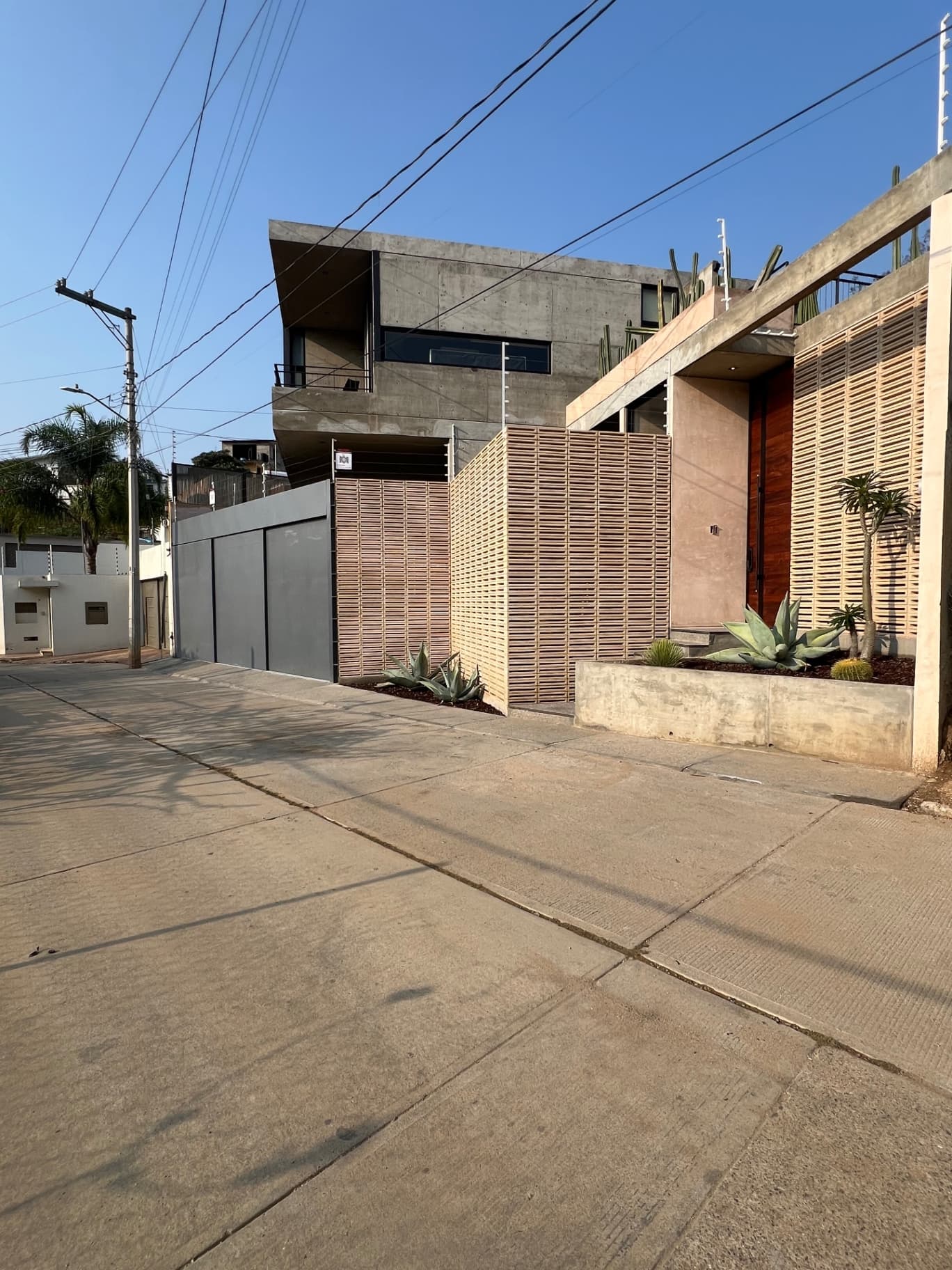 Casa nueva con vista a las montañas