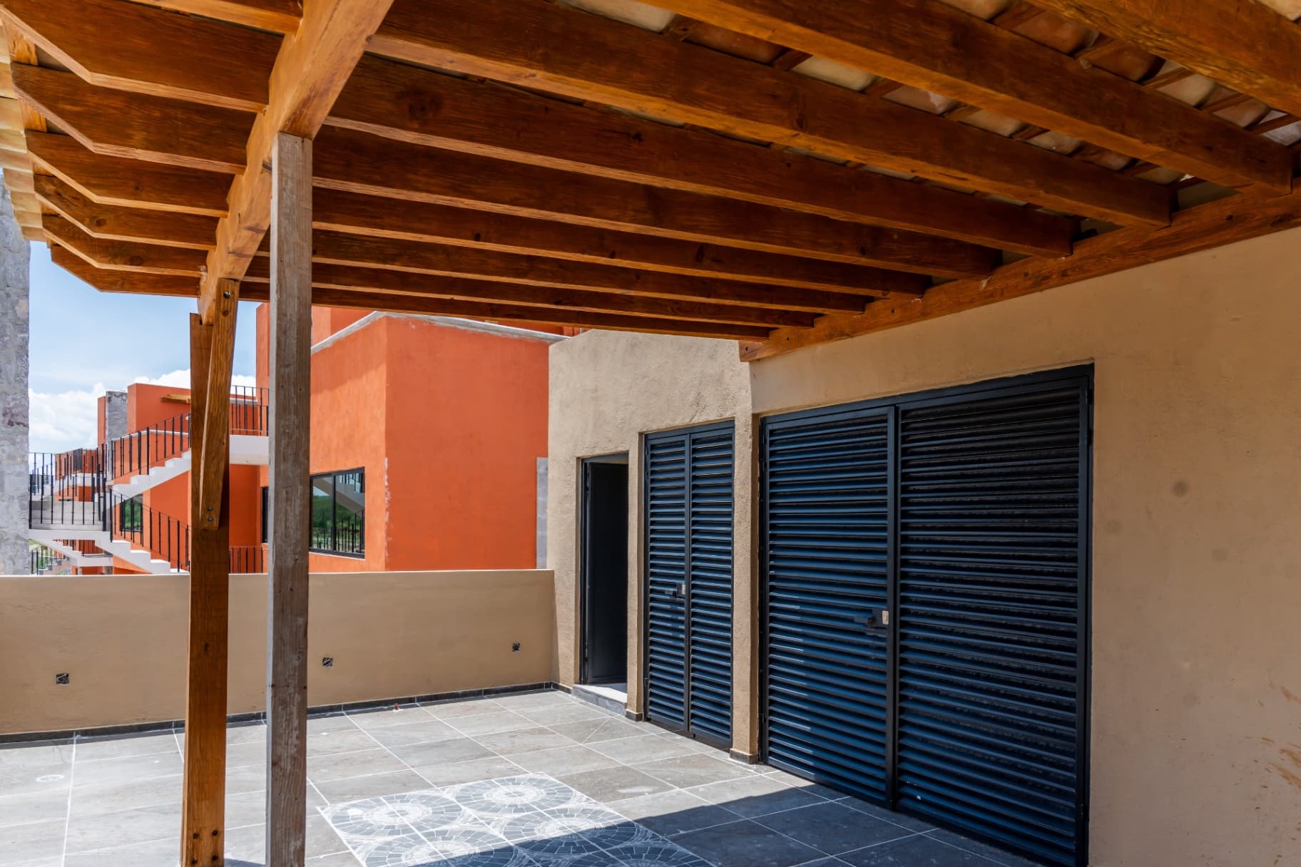 Luxury Villa for Sale in San Miguel with Thermal Cave + Deal Price - Image 3