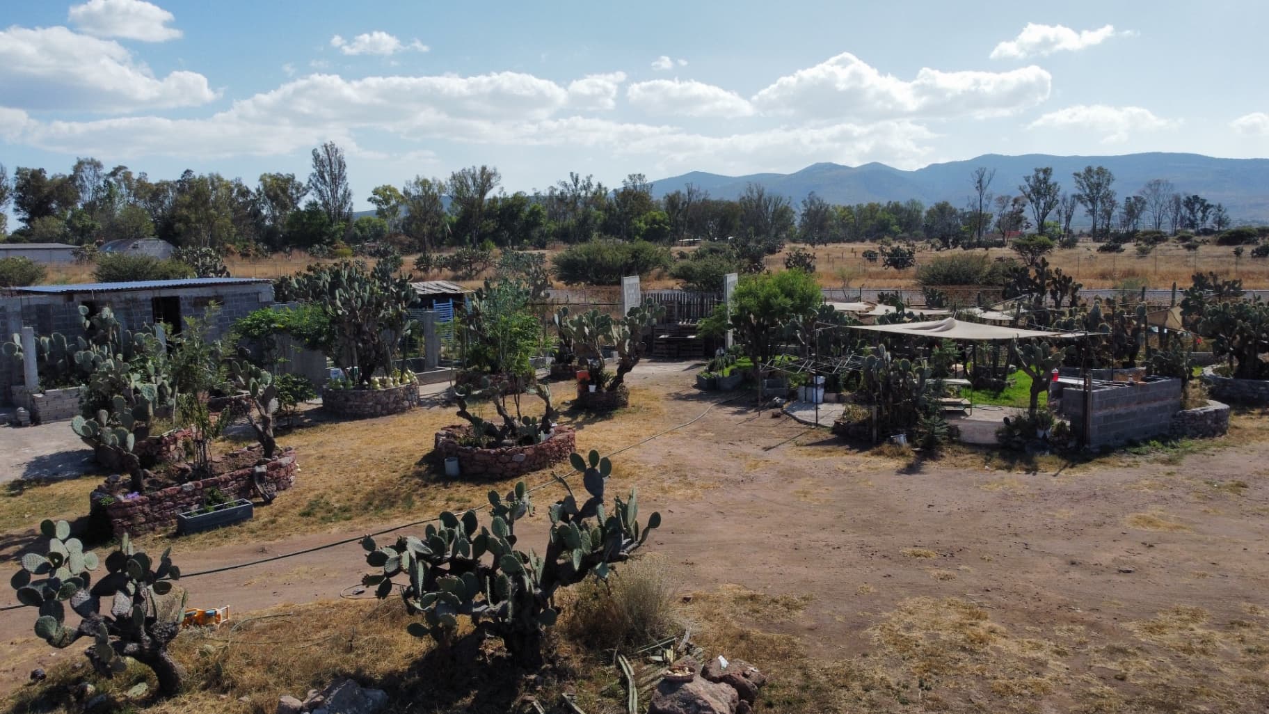 Lote frente a universidad Utsma - Image 4