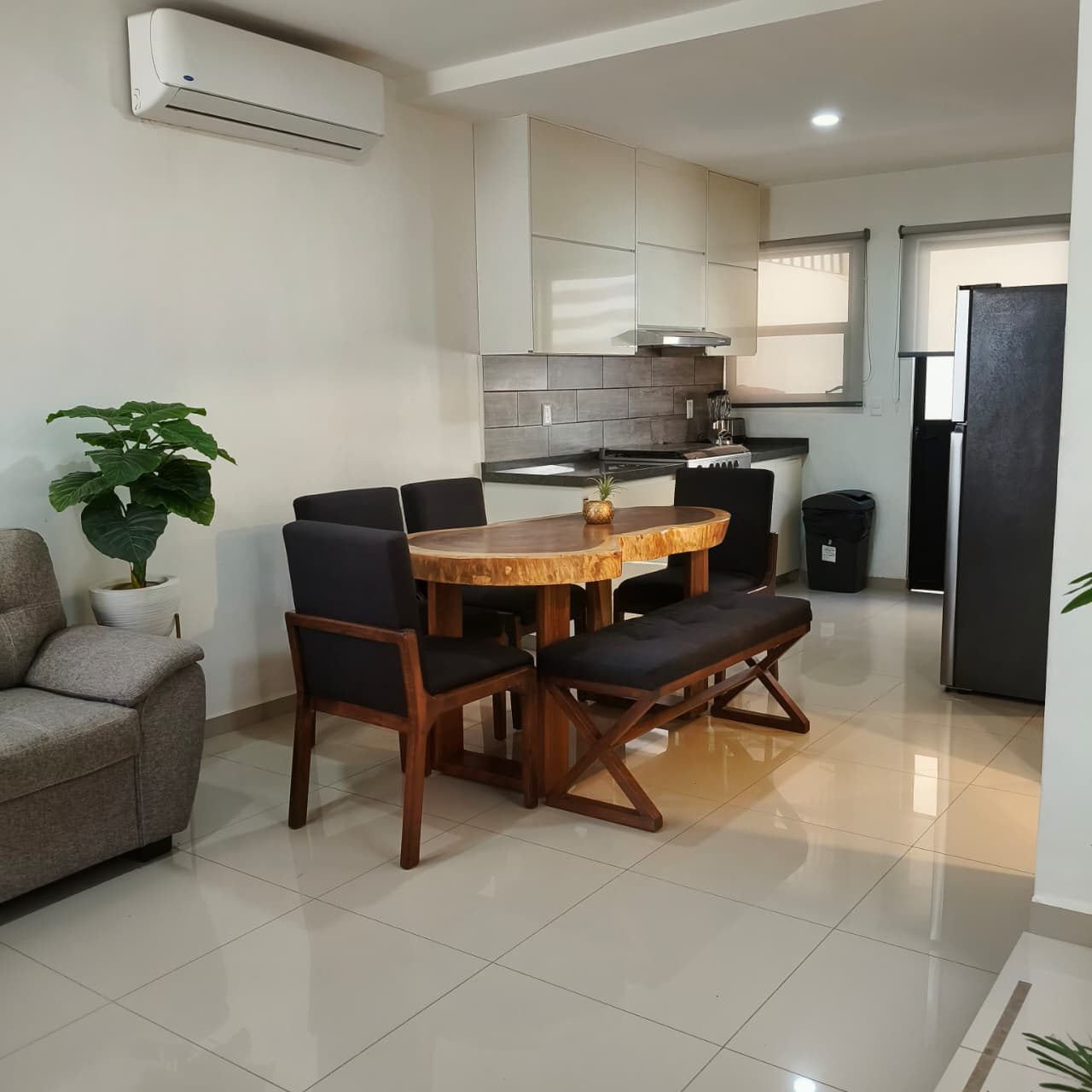 3BR Home Near the Beach – $21,000 MXN - Image 2
